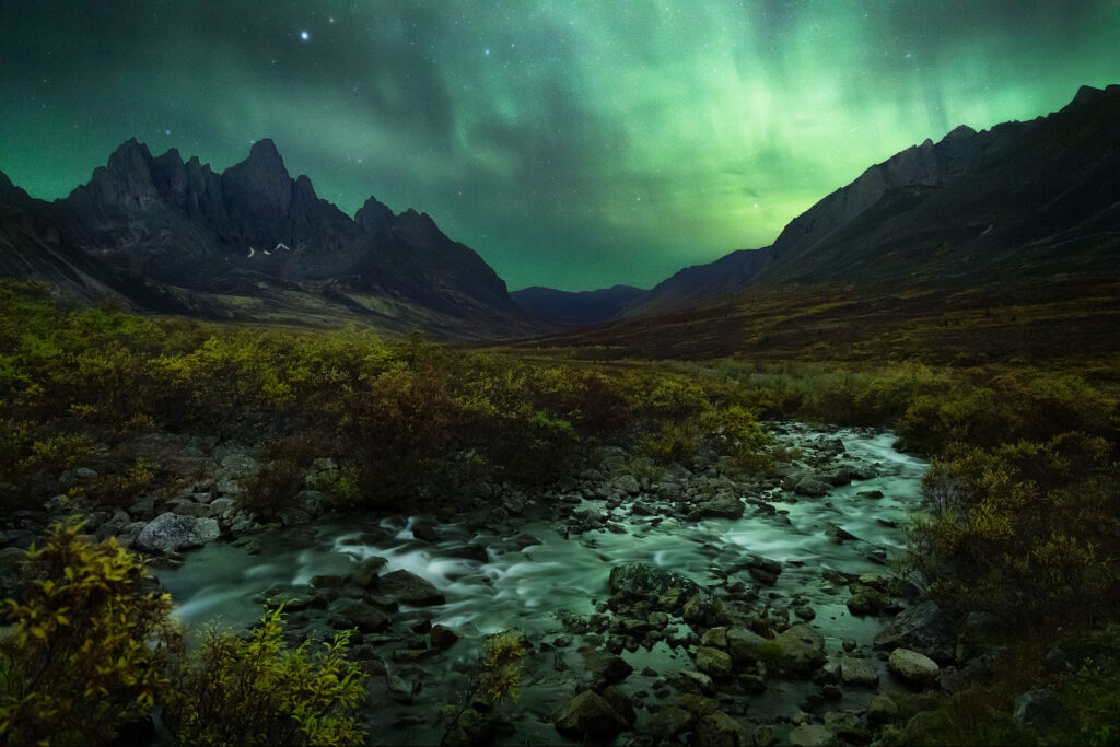 Northern lights over tombstone mountain